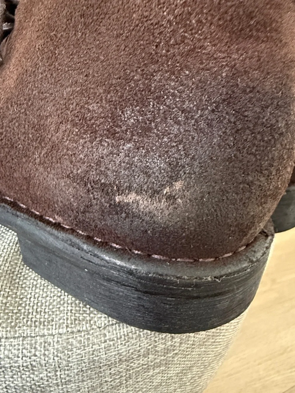 John Varvatos Brown Suede Leather Men’s lace Chukka Boot 9.5 M